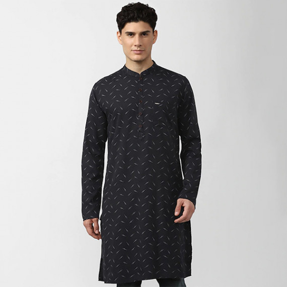 https://www.fineclothes.in/products/men-black-geometric-printed-kurta-1