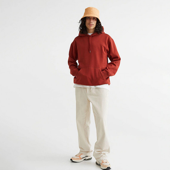 https://www.fineclothes.in/products/men-relaxed-fit-hoodie