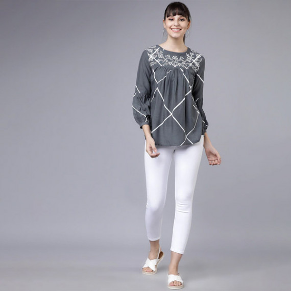 https://www.fineclothes.in/products/women-grey-and-white-printed-a-line-top