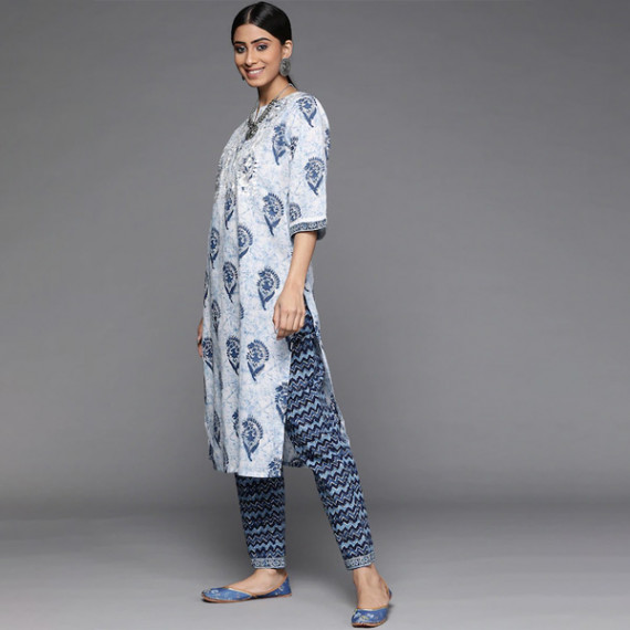 https://www.fineclothes.in/products/women-white-paisley-motifs-printed-pure-cotton-kurta-with-trousers-with-dupatta