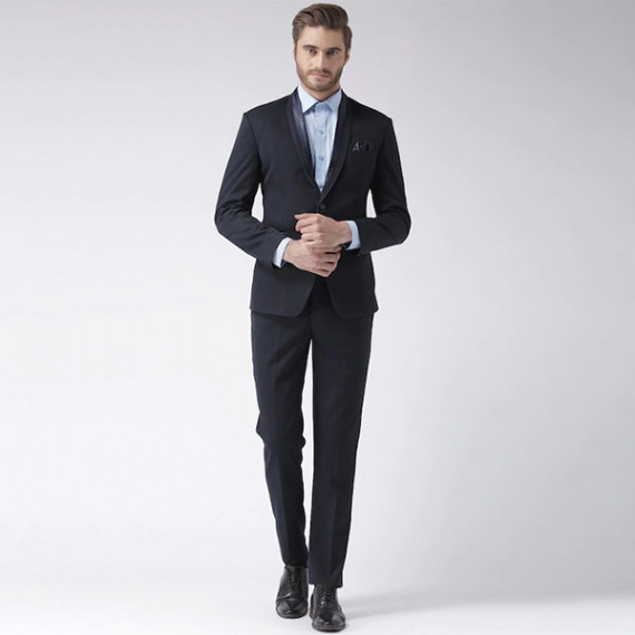 https://www.fineclothes.in/products/wintage-mens-tuxedo-black-3pc-suit