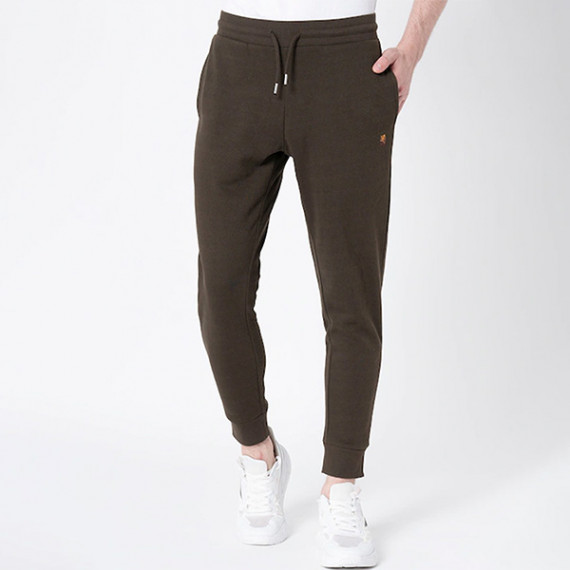 https://www.fineclothes.in/products/men-olive-solid-joggers