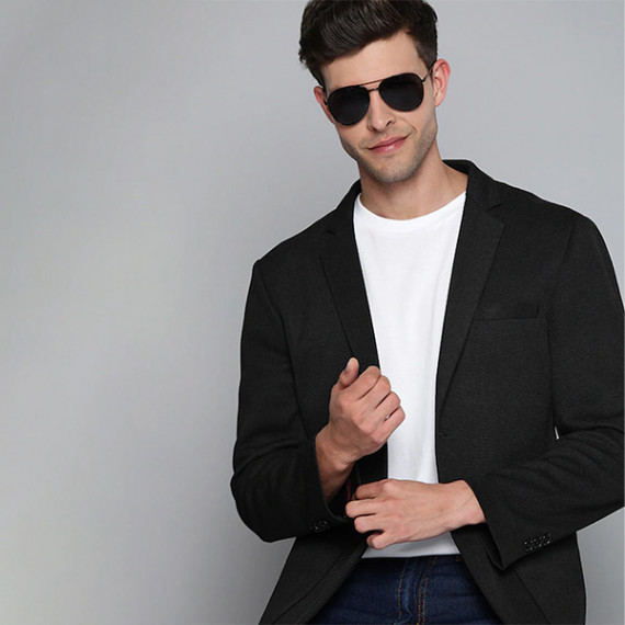 https://www.fineclothes.in/products/men-black-textured-regular-fit-single-breasted-blazer